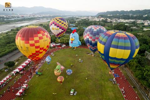 詠白視覺攝影工作室 - 2024石崗熱氣球節空拍