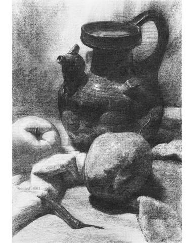 Han studio  邱柏翰 - 炭筆靜物素描課堂示範，帶著學員操作，
認識如何分出物件之間層次與質感