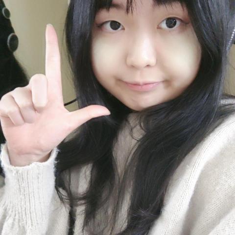 提供書法班服務的專家鄭筠羲