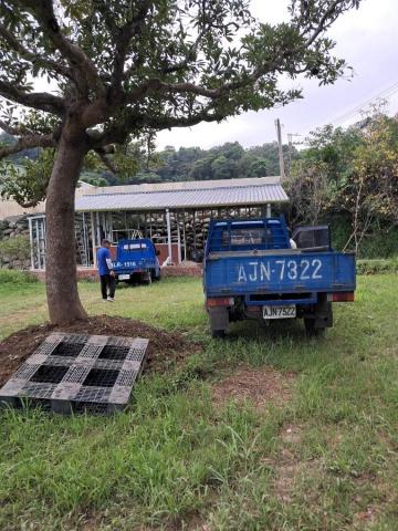 威藝企業社 - 鐵屋