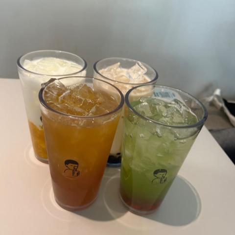 提供數學教學服務的專家張老師