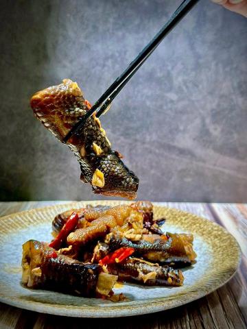 楊定尊 - 辣滷土雞爪