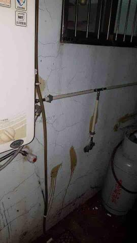 竑亮水電工程 - 高雄三民熱水管採明管配置
