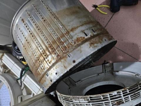 AC愛洗洗冷氣洗洗衣機洗水塔 - 生鏽、泥巴、水垢、髒污～每次都有不同的驚喜