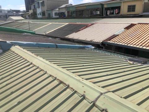 京興工程行 - 鐵皮油漆