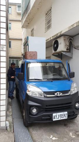 楊先生 - 載運冷藏櫃