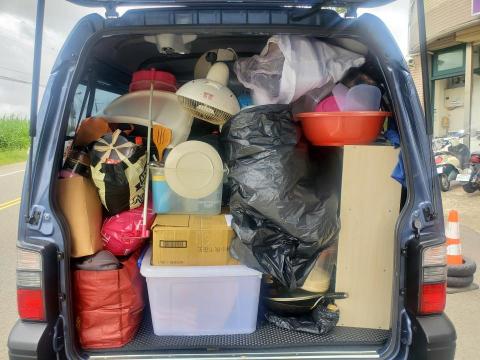 楊先生 - 載運行李貨物遷徙居住場所