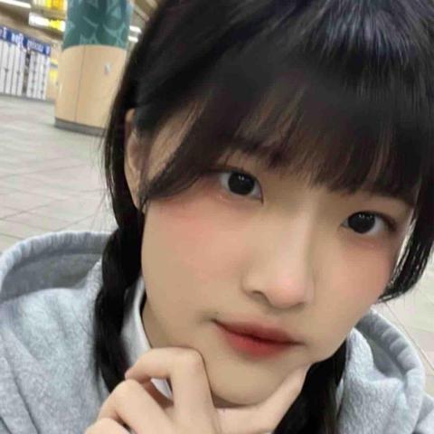 提供韓語服務的專家李芷欣