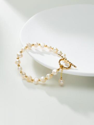 Harmony Studio - 簡約風珍珠手鍊拍攝