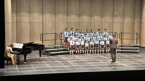 羽凡 - 合唱團比賽伴奏