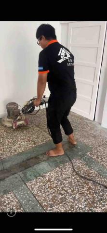 慈恩專業清潔 - 慈恩專業清潔

今日工作項目：

店面地面打蠟

?服務地區：?高雄

✅服務項目：
1️⃣居家清潔（長期定點清潔）
2️⃣分租清潔
3️⃣退租清潔
4️⃣交屋清潔
5️⃣空屋清潔
6️⃣重點區域清潔（如：廚房 浴室 臥室）
7️⃣大樓清洗水塔以及公寓清洗水塔
8️⃣水塔清洗
9️⃣浴室洗除垢清洗
?廚房油汙清洗
1️⃣1️⃣水冷空调水塔清潔
1️⃣2️⃣5~15灑水車出租、工程用水、
園藝澆花、道路清洗、抑制揚塵、自來水運送
1️⃣3️⃣消毒除蟲
1️⃣4️⃣清運清潔
1️⃣5️⃣ 窗型及分離式冷氣清洗