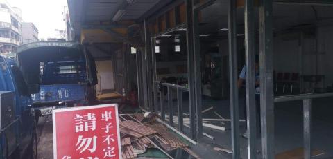 威藝企業社 - 店面拆除清運