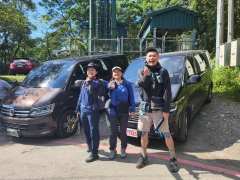 逍遙遊台南包車旅遊、機場接送 - 