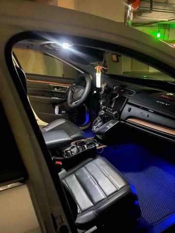 Ula機場接送包車旅遊 - 