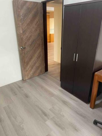 洪師傅 ⚠️ 地板工程 -  洪師傅 ⚠️ 地板工程 -