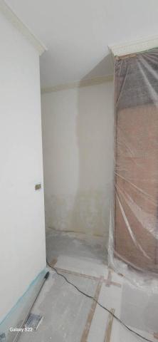 秝研油漆 防水工程 - 新竹市北區社區名稱：慶華綠晶 全室乳膠漆+跳色油漆（虹牌鄉居+I白+得利雄鹿白改色女裝灰+司曼特燕麥黃） 施工中