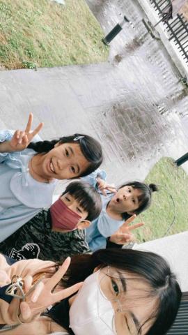 語倩｜陪讀、陪玩、家教 - 