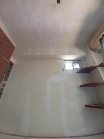 秝研油漆 防水工程 - 新竹市北區社區名稱：慶華綠晶 全室乳膠漆+跳色油漆（虹牌鄉居+I白+得利雄鹿白改色女裝灰+司曼特燕麥黃） 施工中