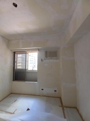 秝研油漆 防水工程 - 新竹市北區社區名稱：慶華綠晶 全室乳膠漆+跳色油漆（虹牌鄉居+I白+得利雄鹿白改色女裝灰+司曼特燕麥黃） 施工中