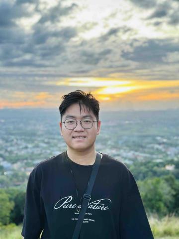 提供北投高中服務的專家洪偉恩