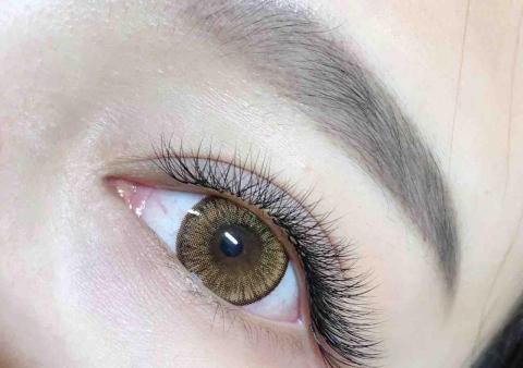 YaYa手作美睫 Eyelash salon 美甲.紋繡.男 - 