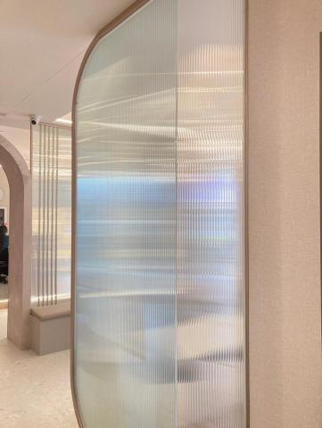 zix-saing Lan - 長虹玻璃膜