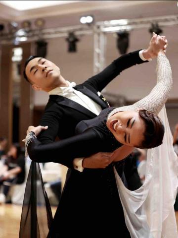 wendy｜國標舞｜標準舞｜拉丁舞｜社交舞 - 