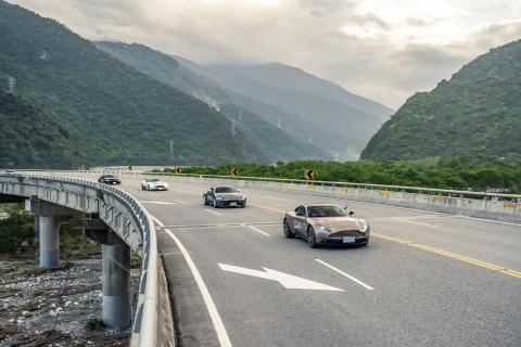 Luke 商業攝影棚 - 汽車拍攝/汽車活動追焦攝影