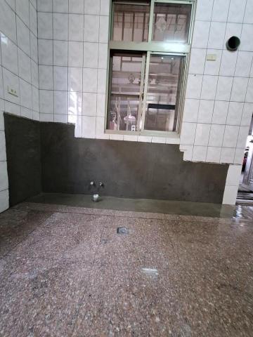 啟程泥作修繕工程 - 廚房牆面地板打底粉光 施工後