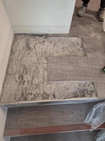 啟程泥作修繕工程 - 客廳地板局部剔除 施工後