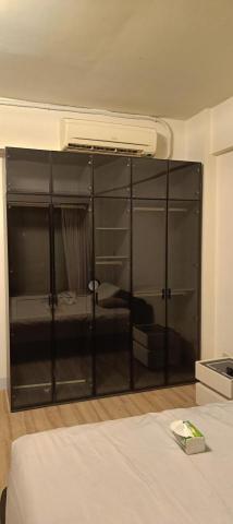 物流配送，傢俱組裝拆解，急件跑腿 - 黒玻璃門衣櫃+頂櫃