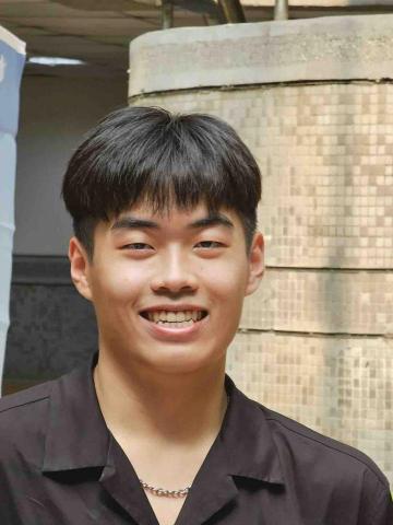 徐偉瀚 - 雲林科技大學電機系學生