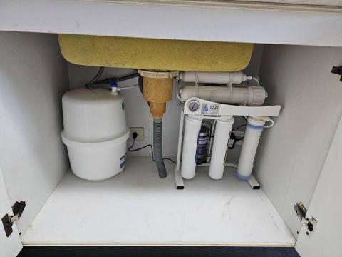 泉森淨水 - RO五道生飲機 泉森淨水 - RO五道生飲機