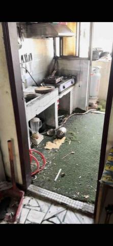 家恩快遞物流 - 清運整理前