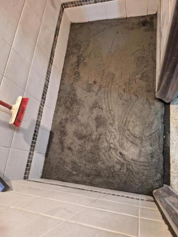 啟程泥作修繕工程 - 浴室地板打底 施工後