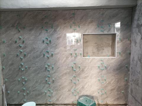 鑫匠工程 - 浴廁牆面磁磚