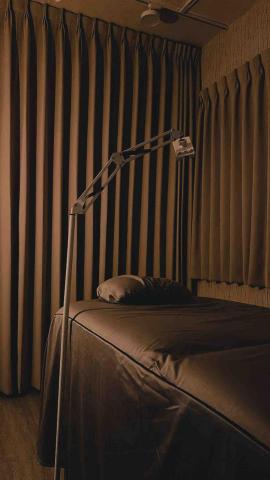 honeymoonlab_淡水熱蠟除毛美容工作室 - 可以躺著看劇♡