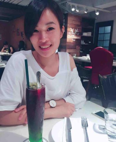 提供文件翻譯服務的專家KrystalC英文家教