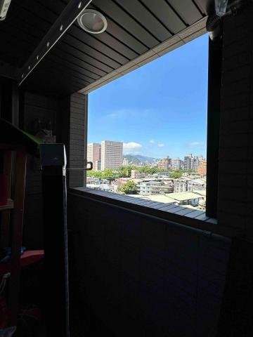 晶品鋼鋁工程行 - 木柵指南路1後陽台封窗施工前！