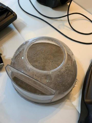 陳祉妤 - 整理床的水