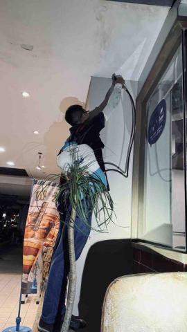 輝譽有限公司 - 白蟻施工