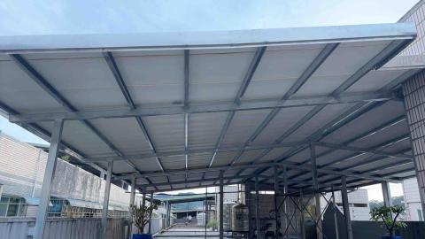 鑫海工程行 - 鐵屋