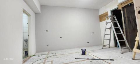 秝研油漆 防水工程 - 新竹市北區社區名稱：慶華綠晶 全室乳膠漆+跳色油漆（虹牌鄉居+I白+司曼特燕麥黃+得利女裝灰） 施工中