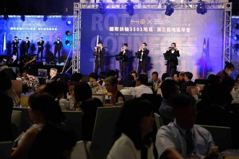 茱蒂口琴樂團 - 商業演出（扶輪社年會）