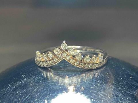 Surge Jewelry 瀾 珠寶銀飾設計製作 - 客製化手工18K皇冠戒