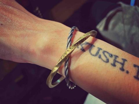 Surge Jewelry 瀾 珠寶銀飾設計製作 - 客製化手工銀銅雙色款手環（開放式手圍）