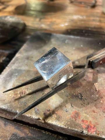 Surge Jewelry 瀾 珠寶銀飾設計製作 - 代客製作（純銀無事冠軍戒）未拋光處理