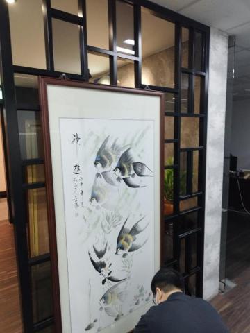 周昆興 - 字畫吊掛安裝服務