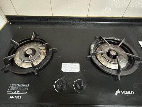 速戰速潔工作室 - 瓦斯爐油污清潔