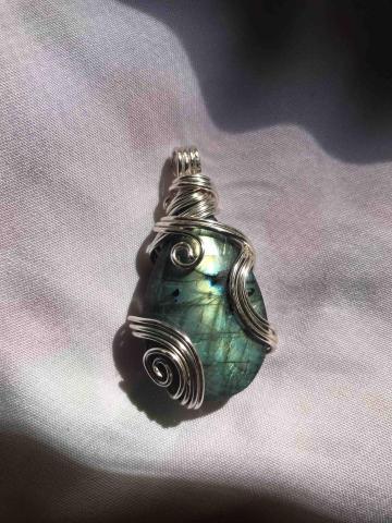 玉澗菓-銅線手作x晶礦 - 螺旋波紋-拉長石